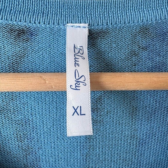 Blue Sky Blue Leopard Bamboo Cotton | Size XL - Picture 6 of 8